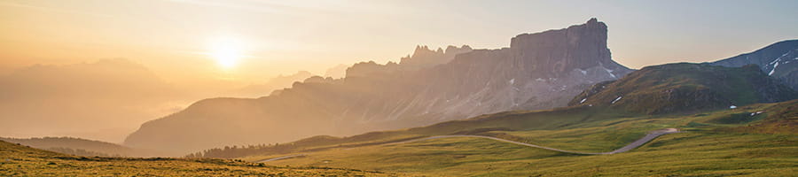 Paysage ensoleillé - Le camping-car : une valeur sûre pour votre épargne. Camping-Car Plus Le Blog